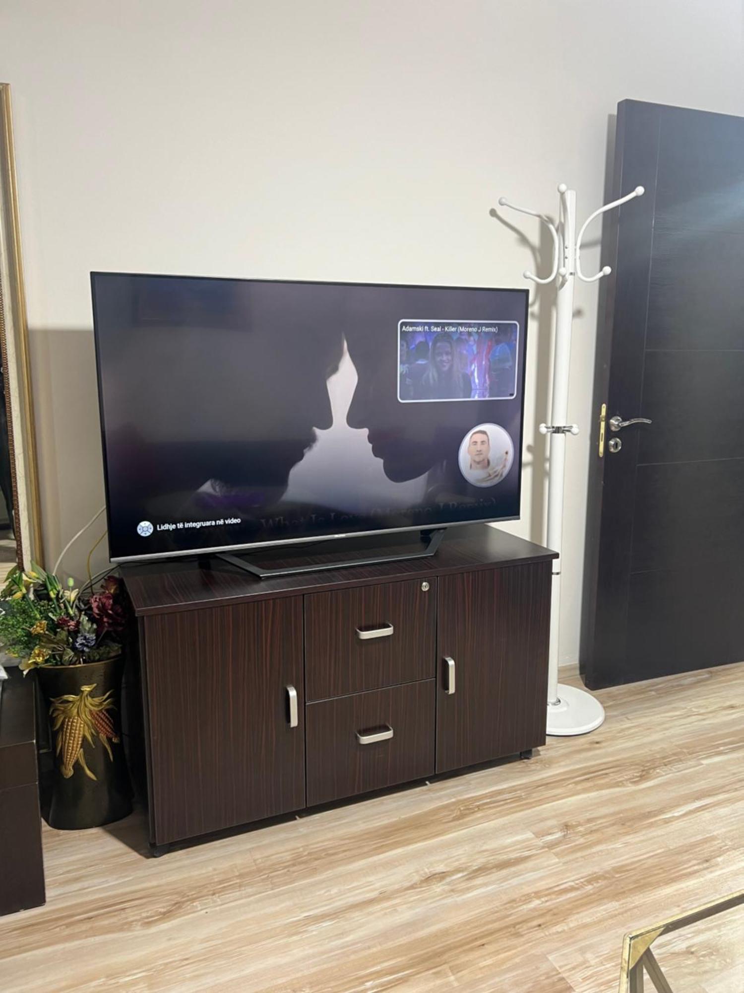 Ergi'S Studio Apartment 地拉那 外观 照片