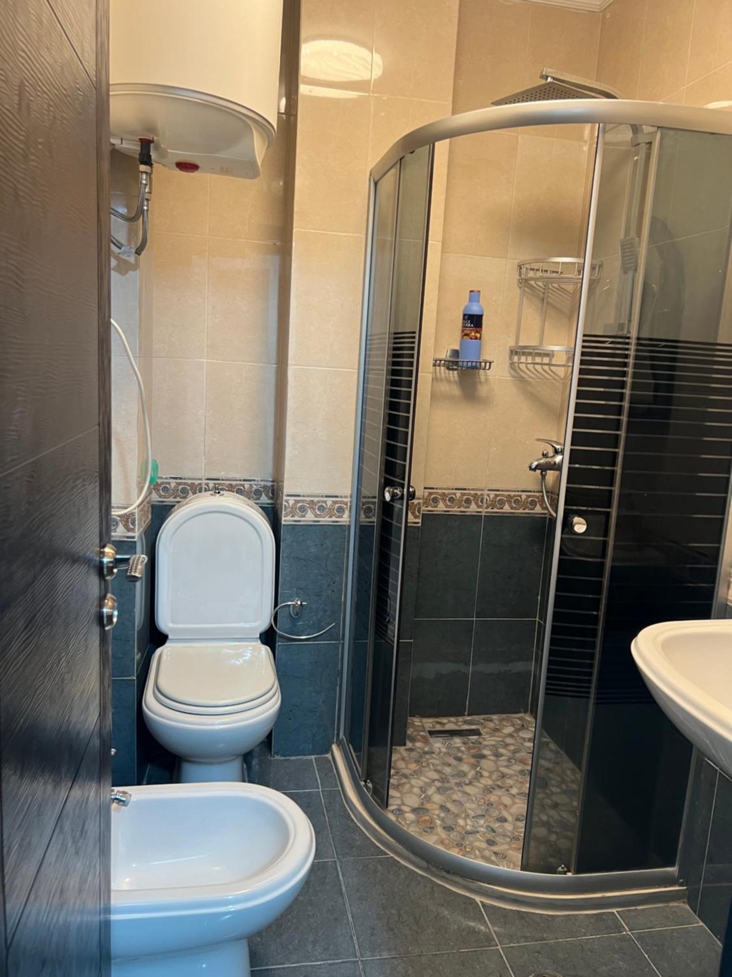 Ergi'S Studio Apartment 地拉那 外观 照片